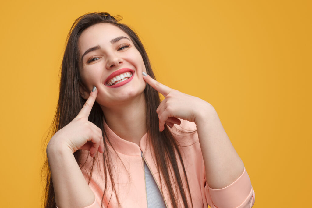 Porcelain Veneers in Fairfax, VA: Everything You Need to Know About a Total Smile Transformation